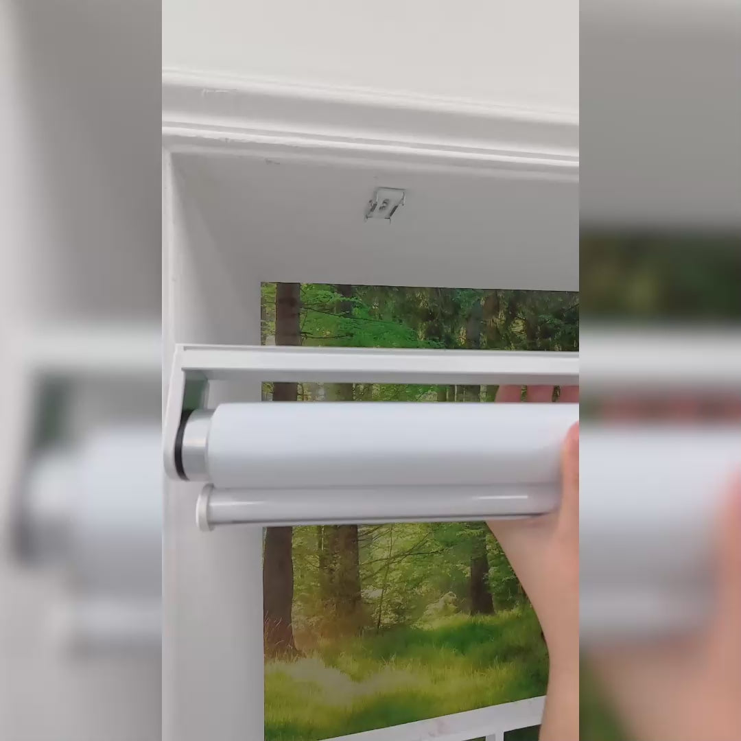 Load video: ロールスクリーン プールコード式 標準式 ネジ止め １級遮光